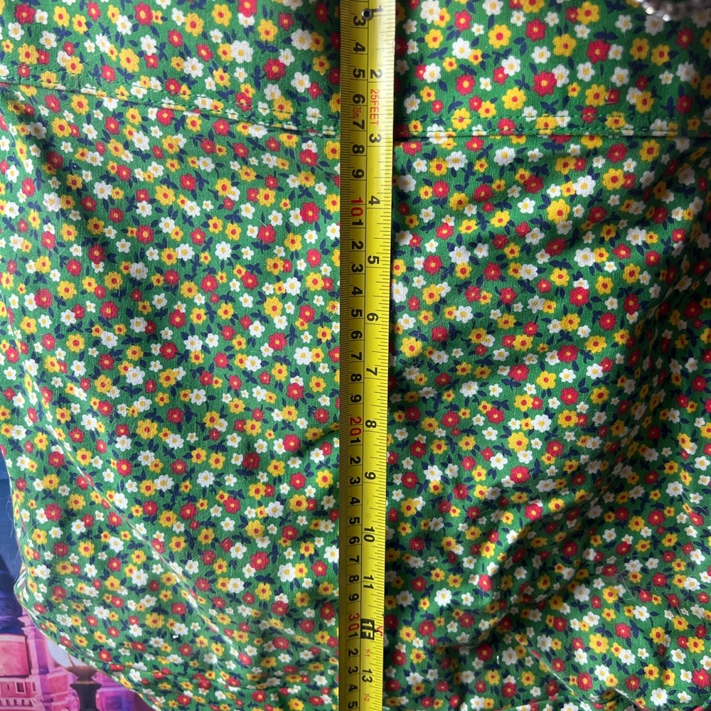 Used Green Flower tote 14 x 14 - Picture 5 of 5